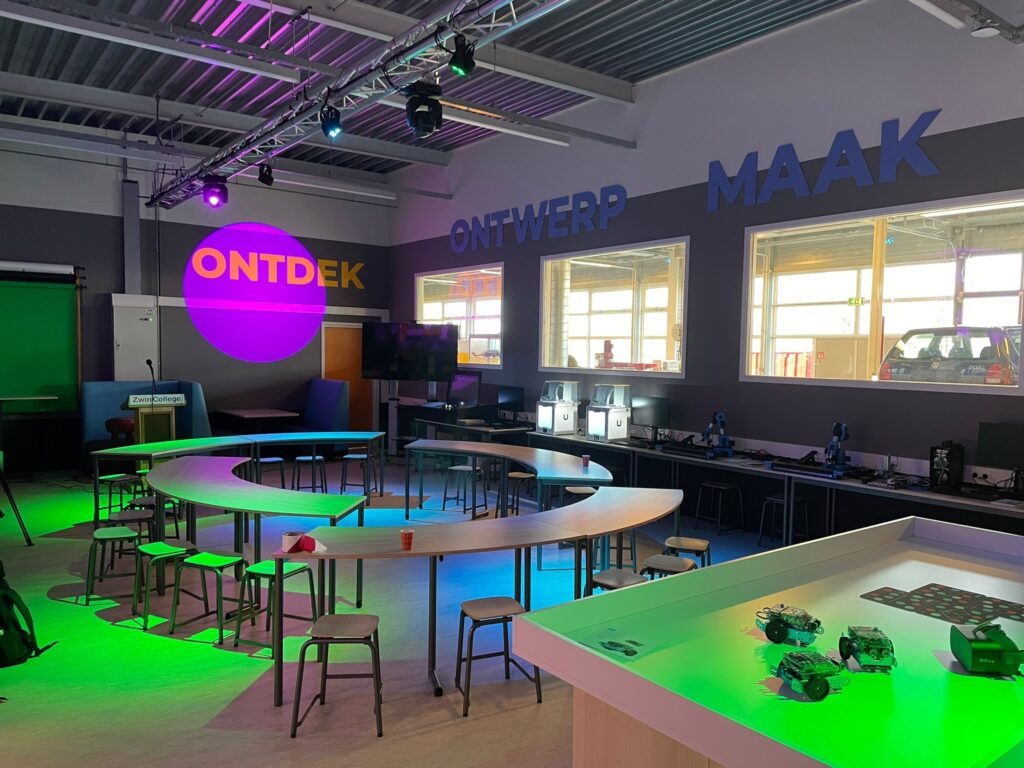 Het Zwinlokaal van de Toekomst: techlokaal voor onderwijs